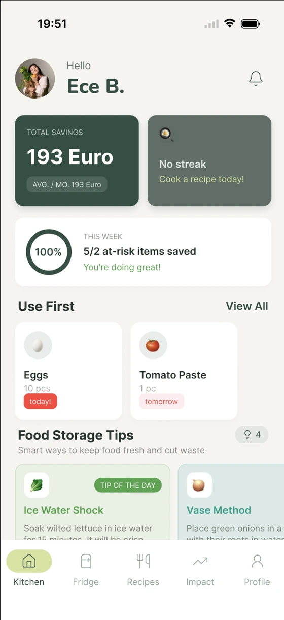 Original Optura Kitchen screen showing savings, streak and Use First items